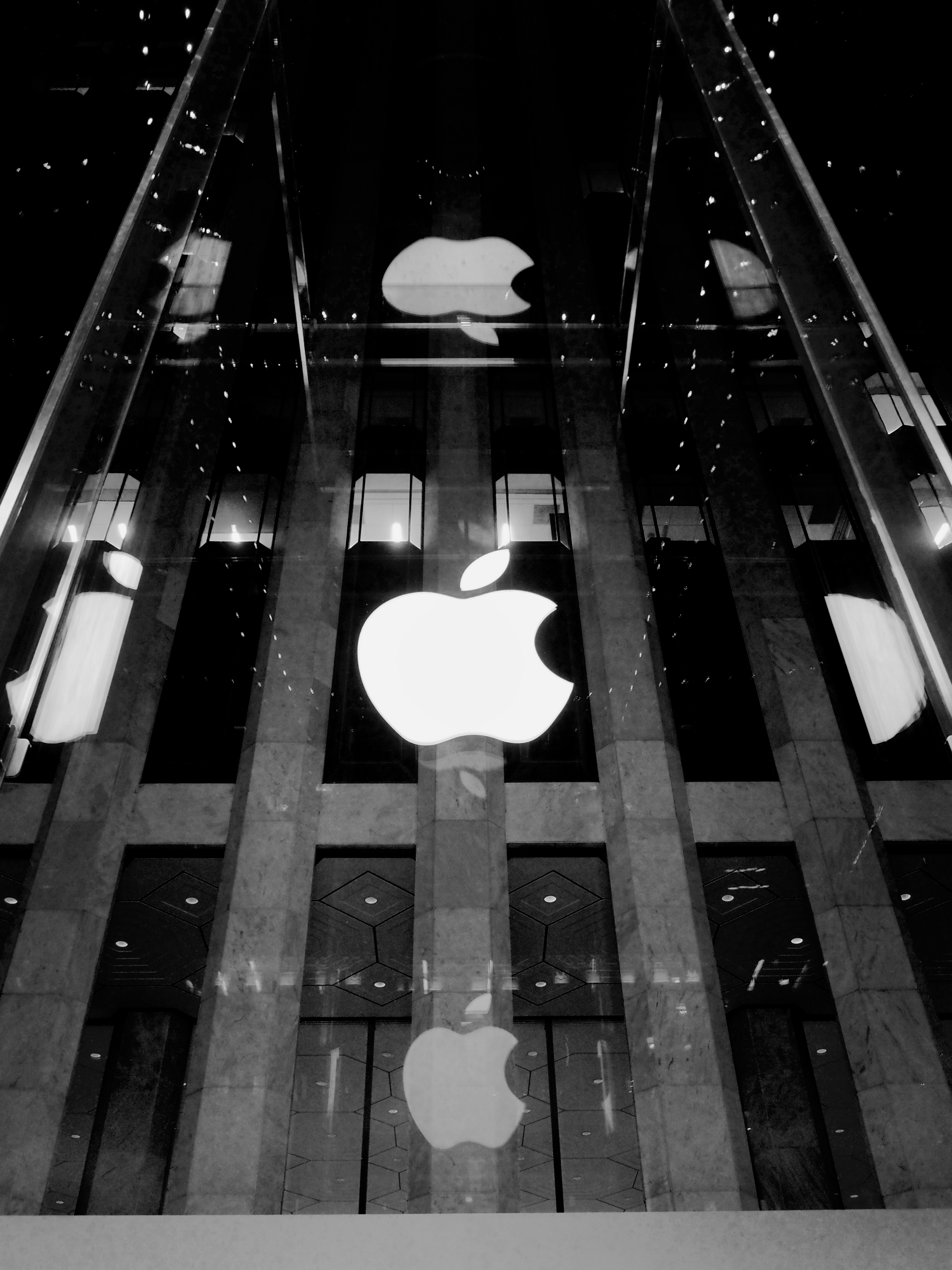Apple Store, 5th Avenue, New York