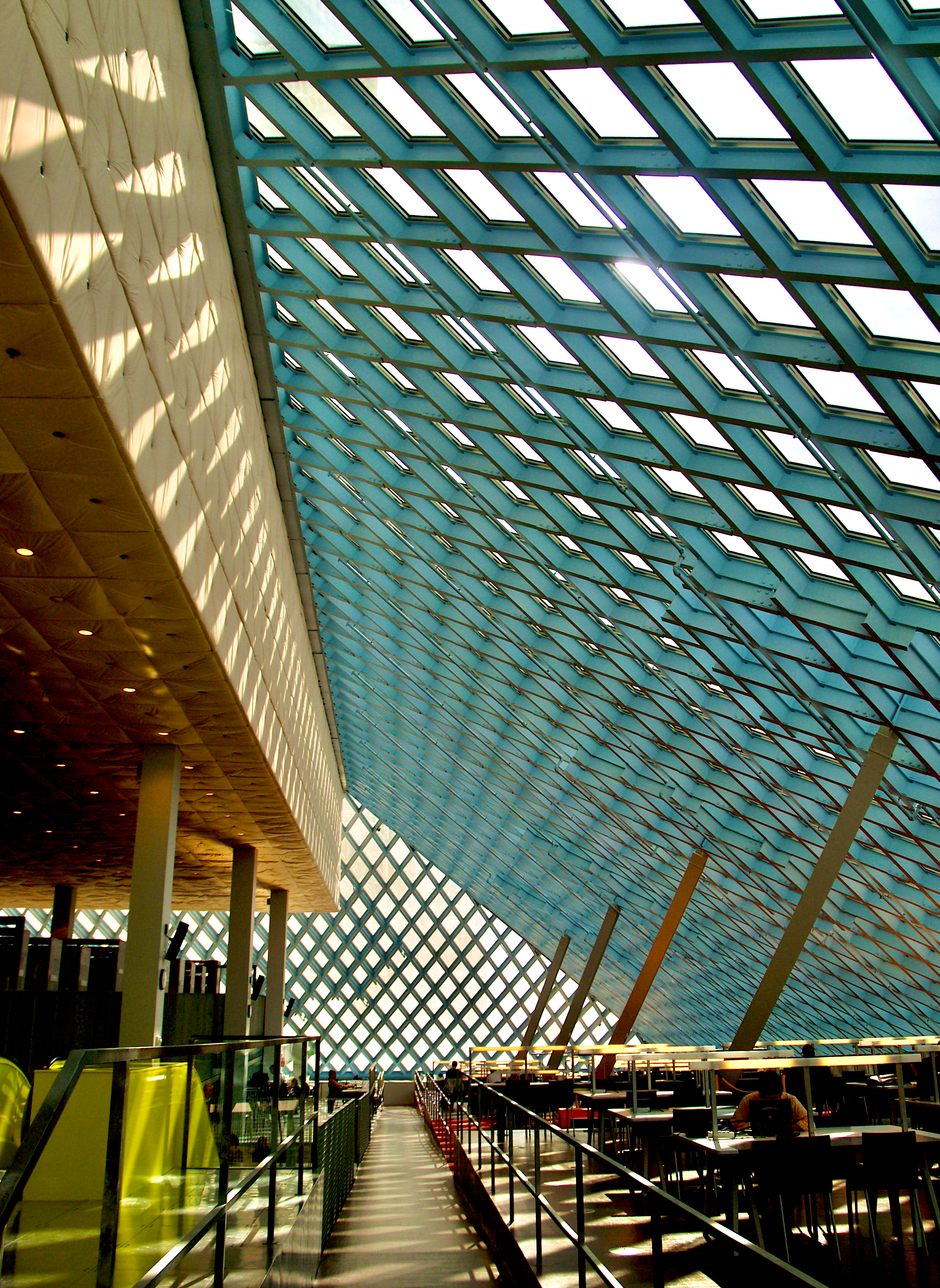 Seattle Main Library, Interior